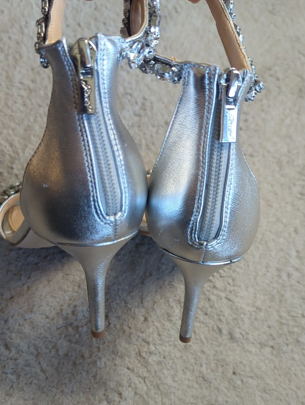 Jewel Badgley Mischka Size 7.5 Silver Rhinestone Strappy Stiletto Heel